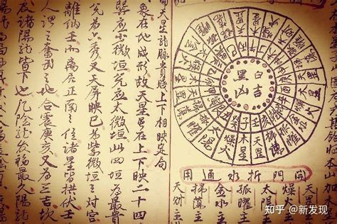 金行人|金是什么颜色，探索古代五行属金的颜色、金行人的性格及科学解释